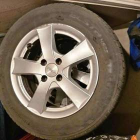 Fotka k inzerátu Pneumatiky Kumho 185 65 r15 / 16956194