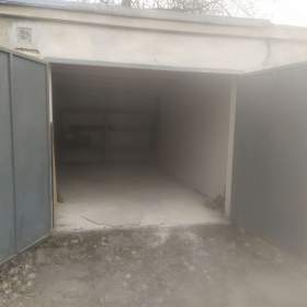 Nabízím pronájem řadové garáže u letiště Č. Budějovice -  Planá / 19921727