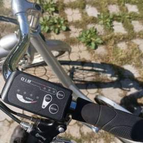 Foto inzerátu Městské , dámské , elektrokolo