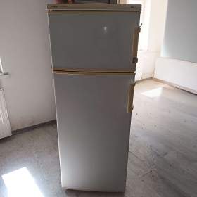 Foto inzerátu Lednička 146 cm