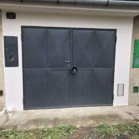 Foto inzerátu PRODÁM garáž 18 m2, Ostrava-Nová Ves, po rekonstrukci