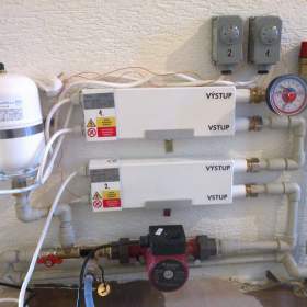 Foto inzerátu ELEKTROKOTEL MINI  2kW, 60m2 AKCE NA ŘÍJEN -51%