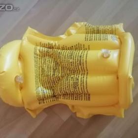 Foto inzerátu Vesta, kruh, rukávky do vody