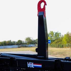Foto inzerátu MAN TGS 28.320 HÁKOVÝ NOSIČ KONTEJNERŮ + HYDRAULICKÁ RUKA
