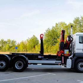 Foto inzerátu MAN TGS 28.320 HÁKOVÝ NOSIČ KONTEJNERŮ + HYDRAULICKÁ RUKA