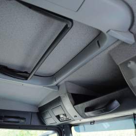 Foto inzerátu MAN TGS 28.320 HÁKOVÝ NOSIČ KONTEJNERŮ + HYDRAULICKÁ RUKA