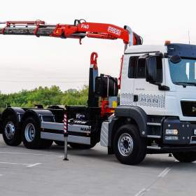 Foto inzerátu MAN TGS 28.320 HÁKOVÝ NOSIČ KONTEJNERŮ + HYDRAULICKÁ RUKA