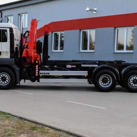 Foto inzerátu MAN TGS 28.320 HÁKOVÝ NOSIČ KONTEJNERŮ + HYDRAULICKÁ RUKA