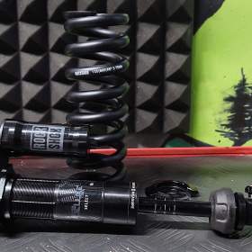 Foto inzerátu Rock Shox SUPER DELUX COIL