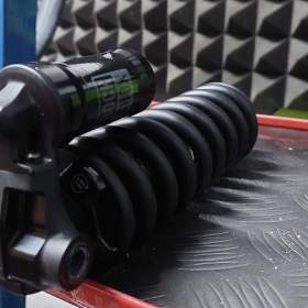 Foto inzerátu Rock Shox SUPER DELUX COIL