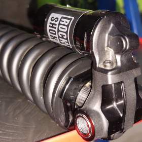 Foto inzerátu Rock Shox SUPER DELUX COIL