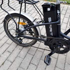 Foto inzerátu Skládací elektrokolo a baterie