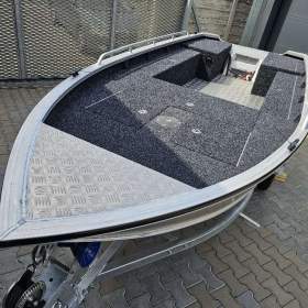 Foto inzerátu NOVÁ LOĎ. Rybářská přívlačová / bass / boat / loď / pramice.