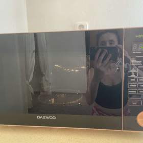 Foto inzerátu ✨ DAEWOO KQG-1NBZ – KRÁSNÁ MIKROVLNNÁ TROUBA S GRILEM, 26 l
