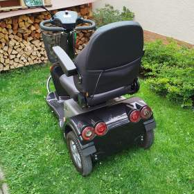 Foto inzerátu Elektrický vozík 