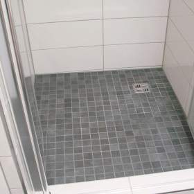 Foto inzerátu REZERVACE - Pronájem 1+kk OV-Poruba, ul. Porubská (34 m2, rekonstruováno, balkon)