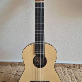 Fotka k inzerátu Klasické guitalele (6- strunné ukulele) Salvador Cortez TC- 460 / 15426949