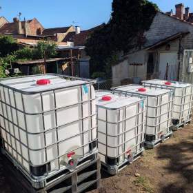 Foto inzerátu IBC 1000 litrů Víko 15 cm 2.500,-Kč PROSTĚJOV