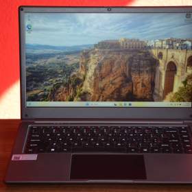 Morostron LeadBook T15 J3710/8GB/SSD 256GB/záruka / 19950201