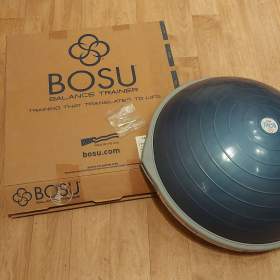 BOSU balance trainer / 19950313