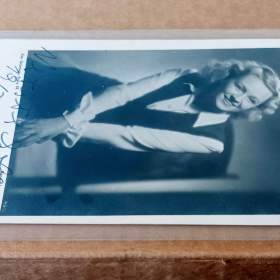 Foto inzerátu Nataša Gollová autogram z roku 1943, krásný stav