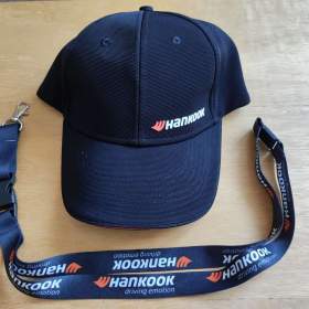 Sportovní Čepice Hankook a klíčenka pneumatiky / 19950704