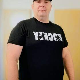 Foto inzerátu Hledá se více silnější více chlupatý SENIOR na souložení mazlení milování. ČTI INZ!!