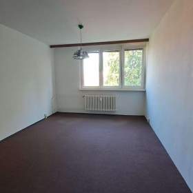 Foto inzerátu REZERVACE - Pronájem prostorného bytu 3+1, 80 m², velká kuchyň