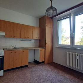 Foto inzerátu REZERVACE - Pronájem prostorného bytu 3+1, 80 m², velká kuchyň