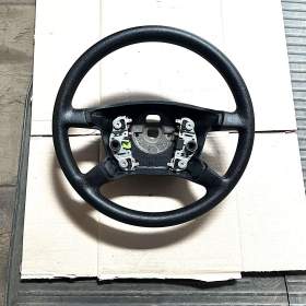 FABIA skoro nový čtyřramenný volant / 19953895