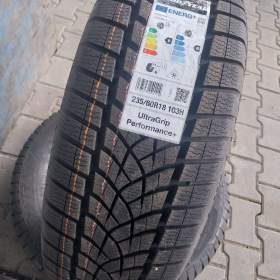 Prodám 2 NOVÉ zimní pneu Goodyear 235/60/18 / 19954302