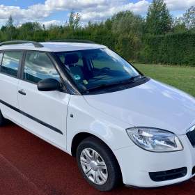 škoda fabia kombi 1.4 16V 2009 serviska / 19954487