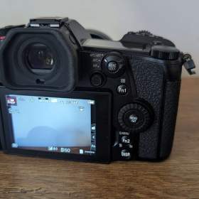 Foto inzerátu Panasonic Lumix G9 + Leica 12-60 f2.8-4 ASHP