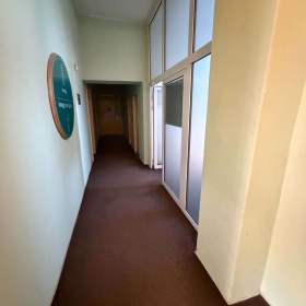 Foto inzerátu REZERVACE - Kancelář 27m2 - CENTRUM OV - nájem 3.000,- 