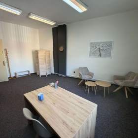 Foto inzerátu REZERVACE - Kancelář 27m2 - CENTRUM OV - nájem 3.000,- 