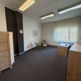 Foto inzerátu REZERVACE - Kancelář 27m2 - CENTRUM OV - nájem 3.000,- 