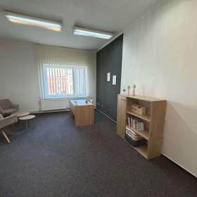Foto inzerátu REZERVACE - Kancelář 27m2 - CENTRUM OV - nájem 3.000,- 