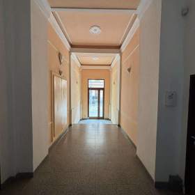 Foto inzerátu REZERVACE - Kancelář 27m2 - CENTRUM OV - nájem 3.000,- 