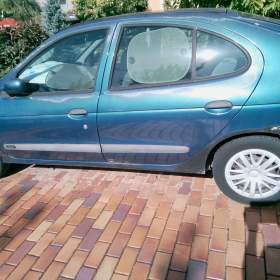 R Megane / 19956607