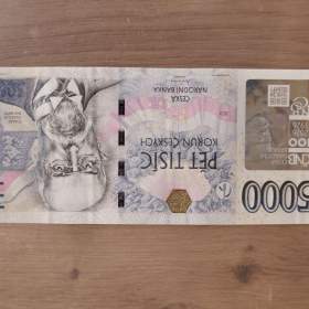 Foto inzerátu 5000 Kč s přítiskem ČNB (2026) – nízké číslo vzácné řady B a řady N stav UNC
