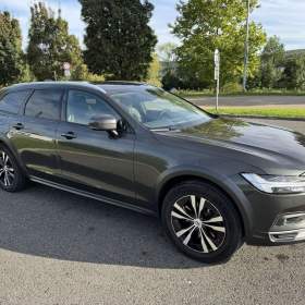 Volvo V90 Cross Country B4 AWD 145 kW, 2021, 156 tis. km / 19957601