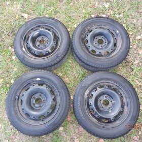 4x Obutá zimní sada na ŠKODA FABIA 1 14tky. ET 43 185/60 R14 4x6,5MM / 19957617