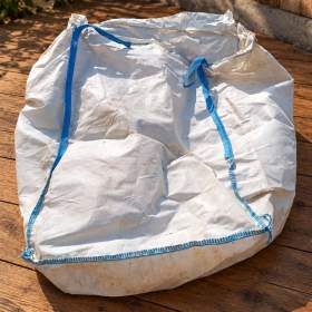 Foto inzerátu Velkoobjemový vak BIG BAG JUTA – nosnost 1 250 kg