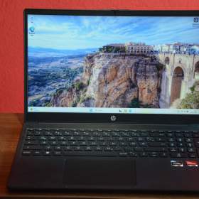 HP Laptop 15 Ryzen3/8GB/SSD 256GB M.2/záruka / 19958836