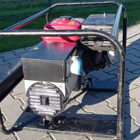 Foto inzerátu Elektrocentrála Honda EC 6000 (6,0 kVA)