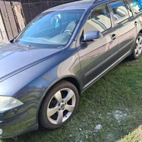 Škoda  / 19959380