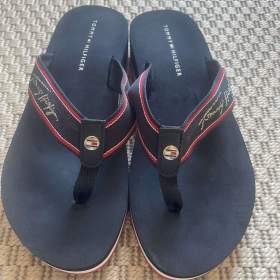 Žabky Tommy Hilfiger  / 19960603
