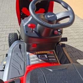 Foto inzerátu Zahradní traktor DELLKON DELRM38R-D 18 HP, 98 cm