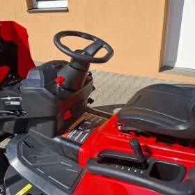 Foto inzerátu Zahradní traktor DELLKON DELRM38R-D 18 HP, 98 cm