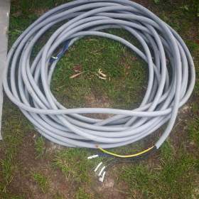 Foto inzerátu Prodám kvalitní silový kabel Prysmian YSLY-JZ 5x25 Cyky